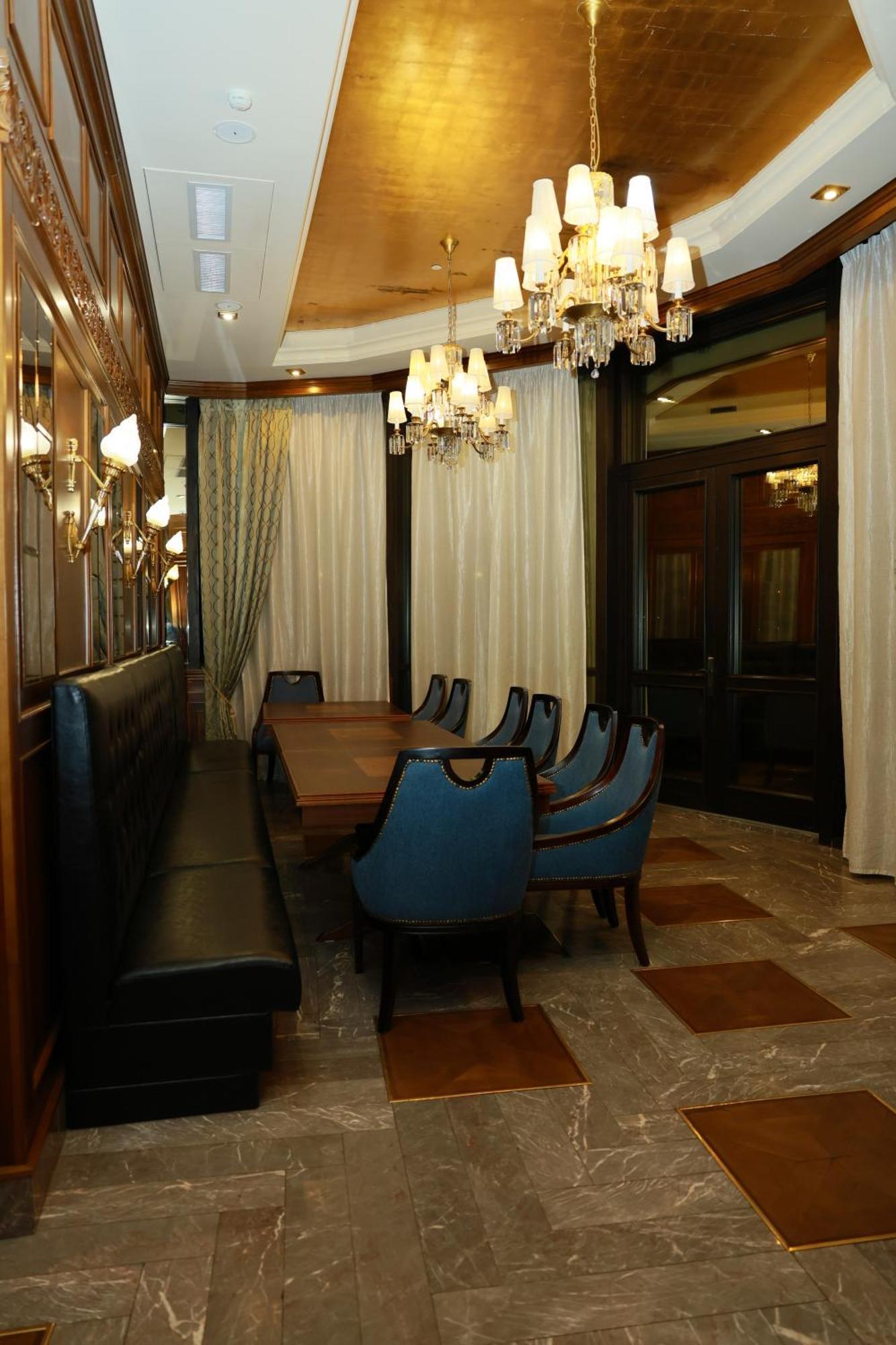 Golden Palace Hotel เยเรวาน ภายนอก รูปภาพ